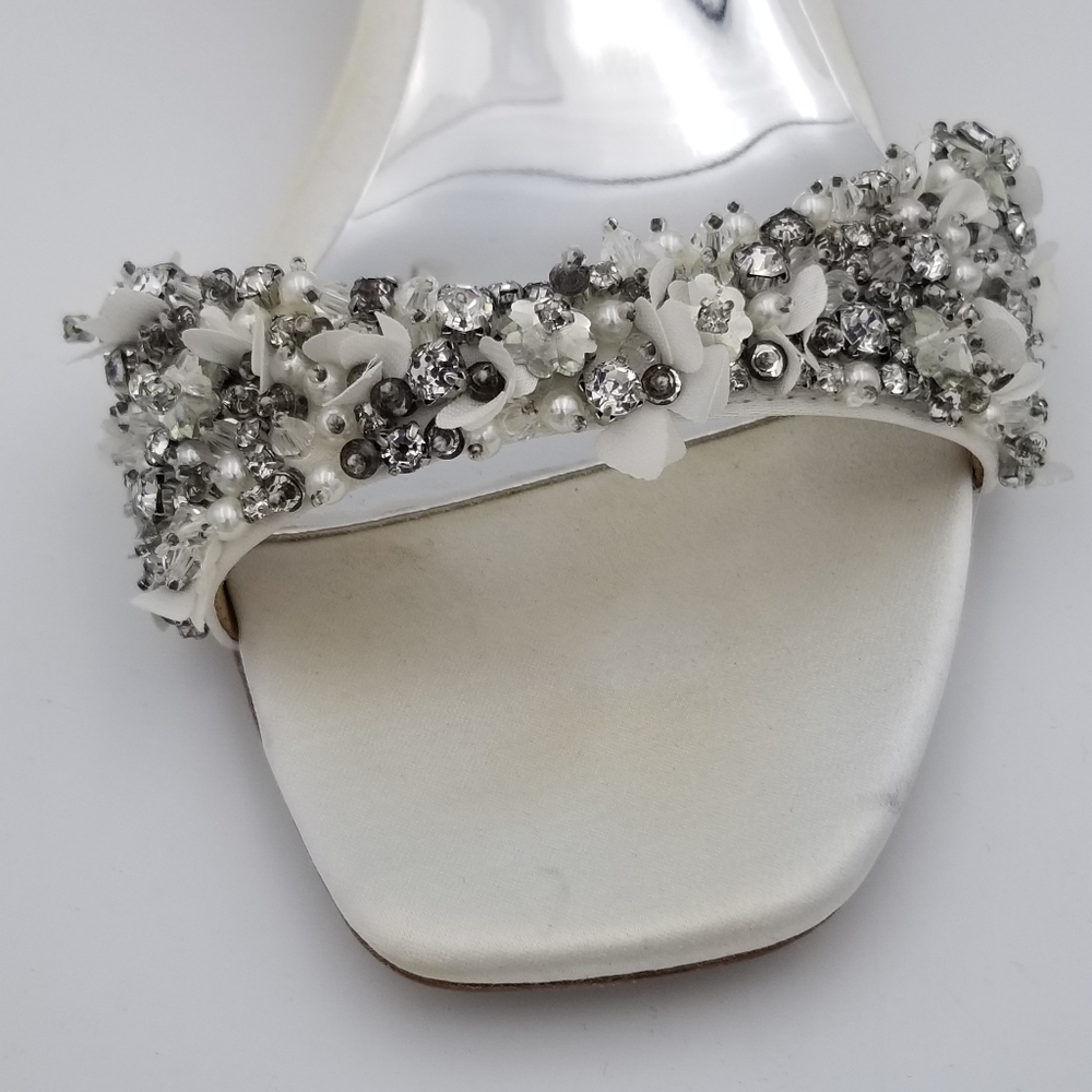 Badgley Mischka Telissa Kitten Heel Sandals, Soft White, Women's Size 9.5 - Picture 5 of 16